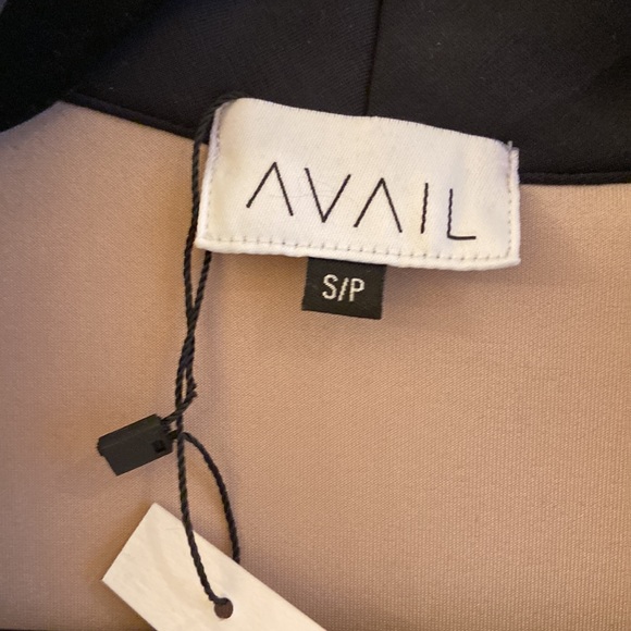 AVAIL NWT long collared blazer/cardigan. Size P/S. Black and tan. - Picture 4 of 7